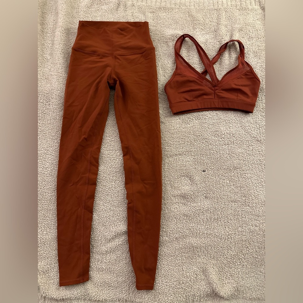 Alo leggings and bra workout set. Size XS/S Color Burnt orange NWOT